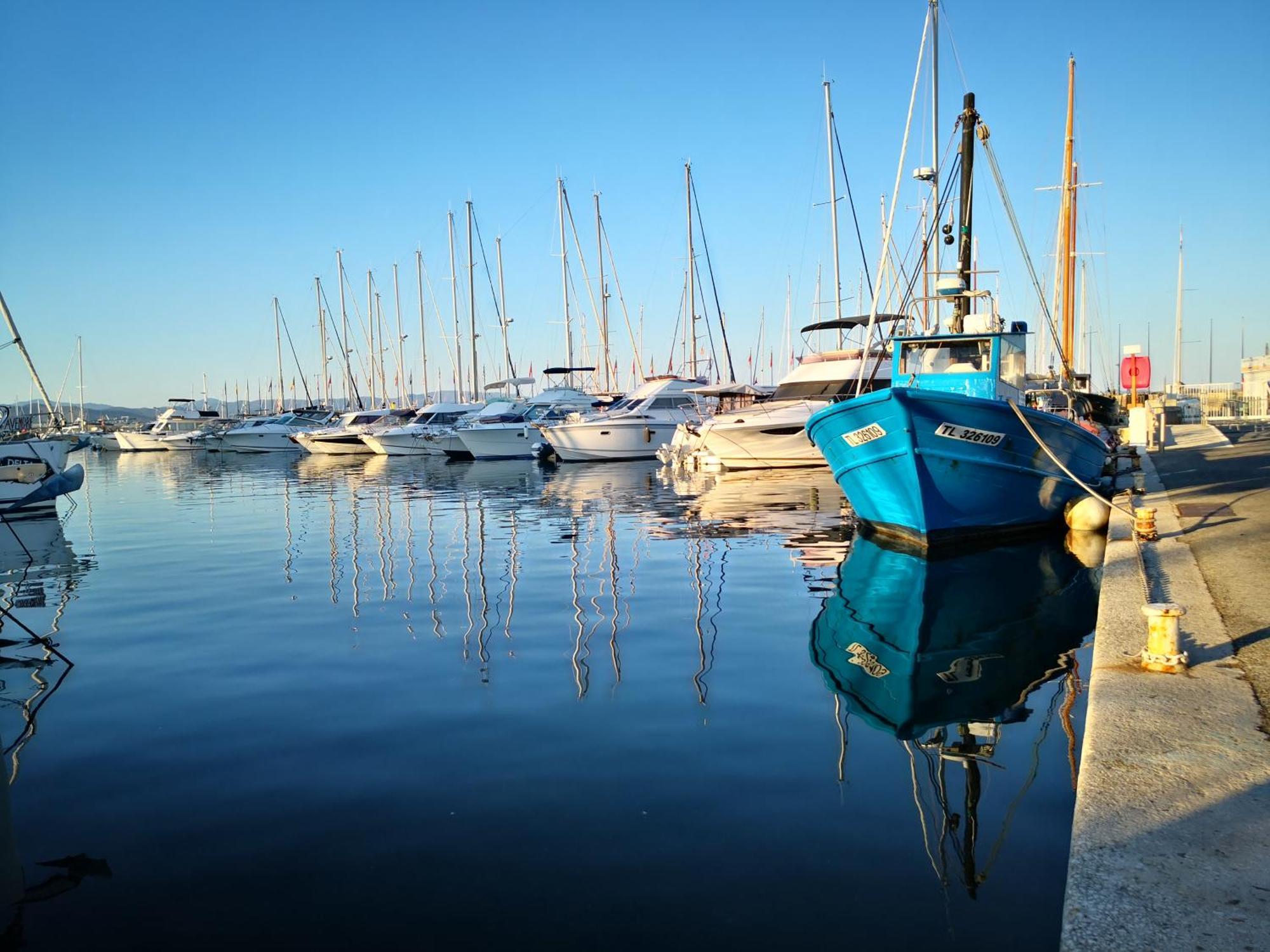 Duplex Hyeres Port Apartment Ngoại thất bức ảnh